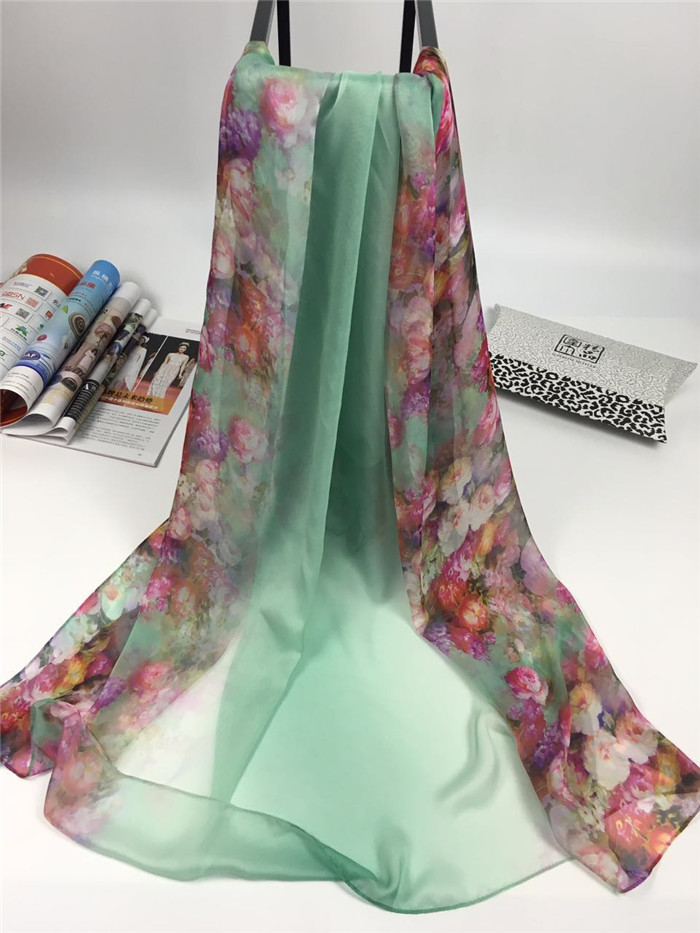 新款春暖花開系列女士仿真絲圍巾藍綠 新款春暖花開系列女士仿真絲圍巾藍綠